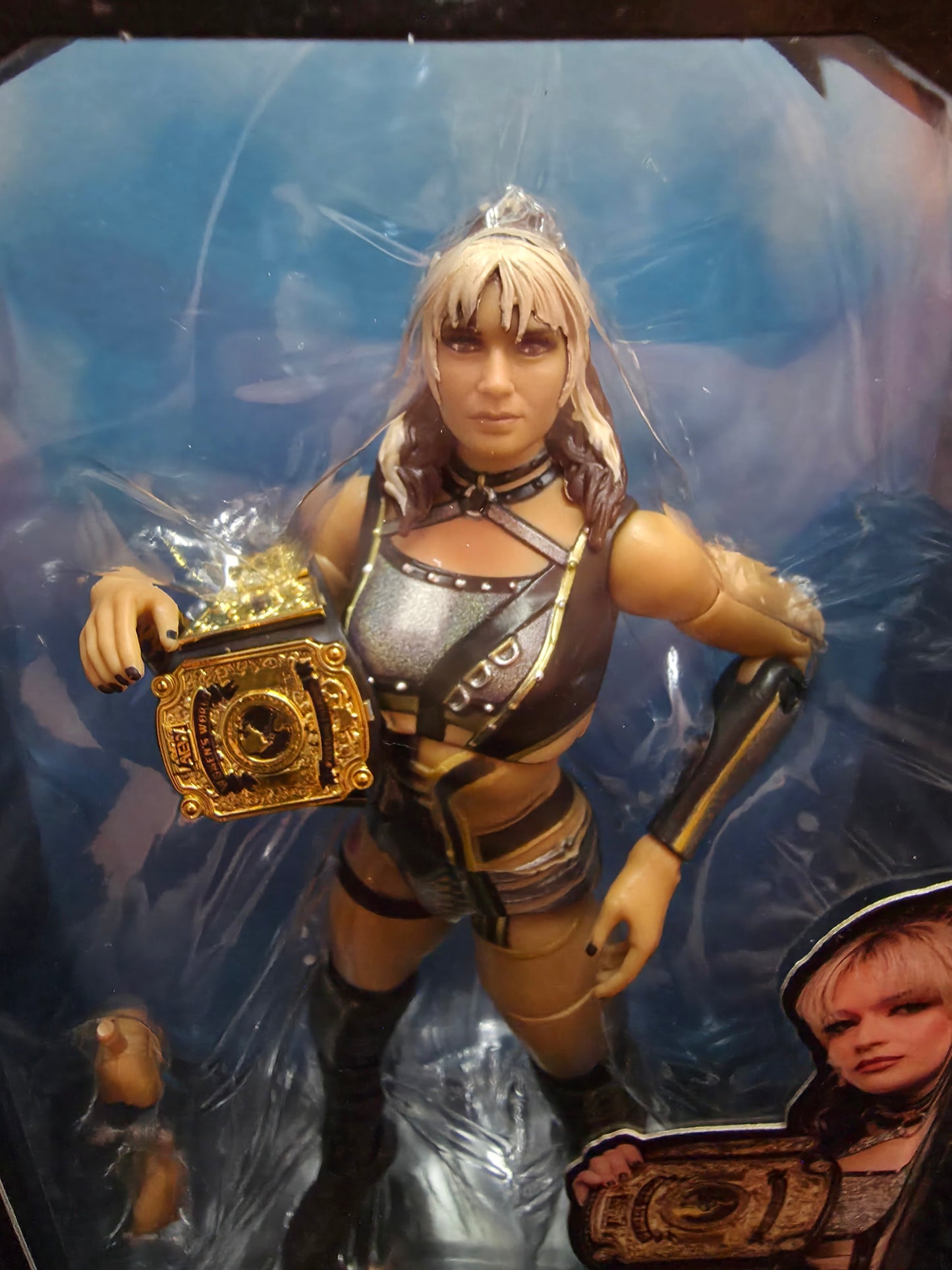 AEW Unmatched Jamie Hayter - 6 inch Figure with Two Alternate Fists and AEW Women's Championship Belt